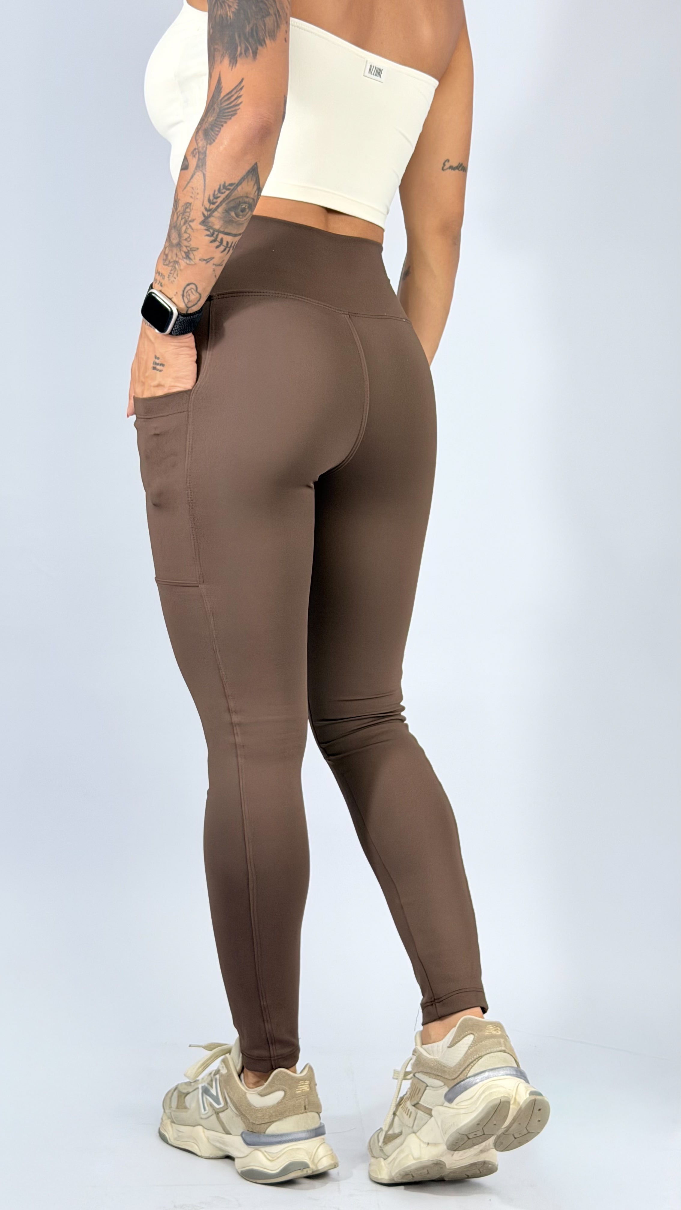 Calça com Bolso na Lateral