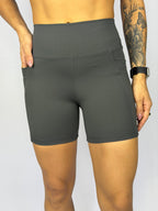 Shorts com Bolso Lateral Poliamida