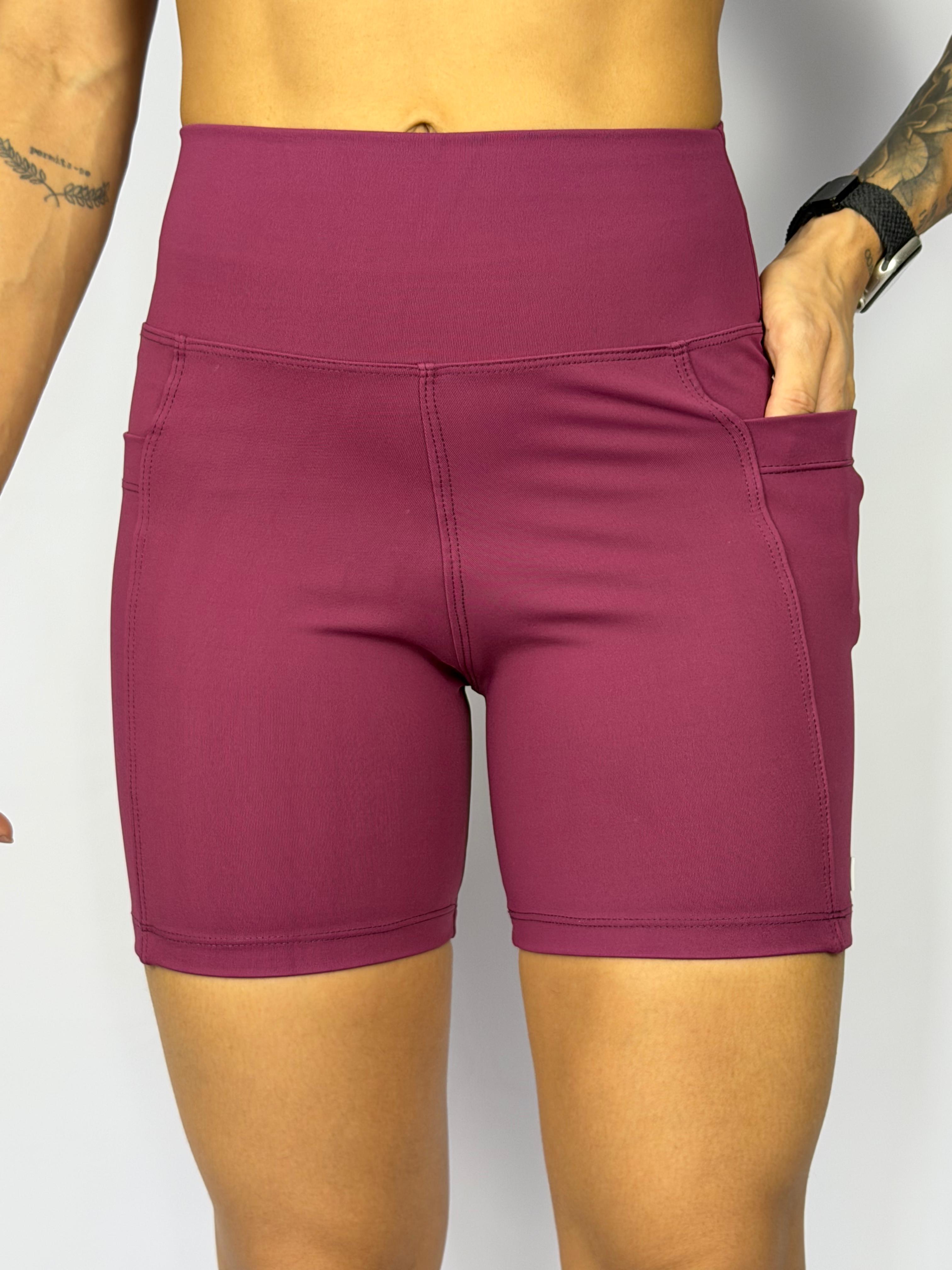 Shorts com Bolso Lateral Poliamida