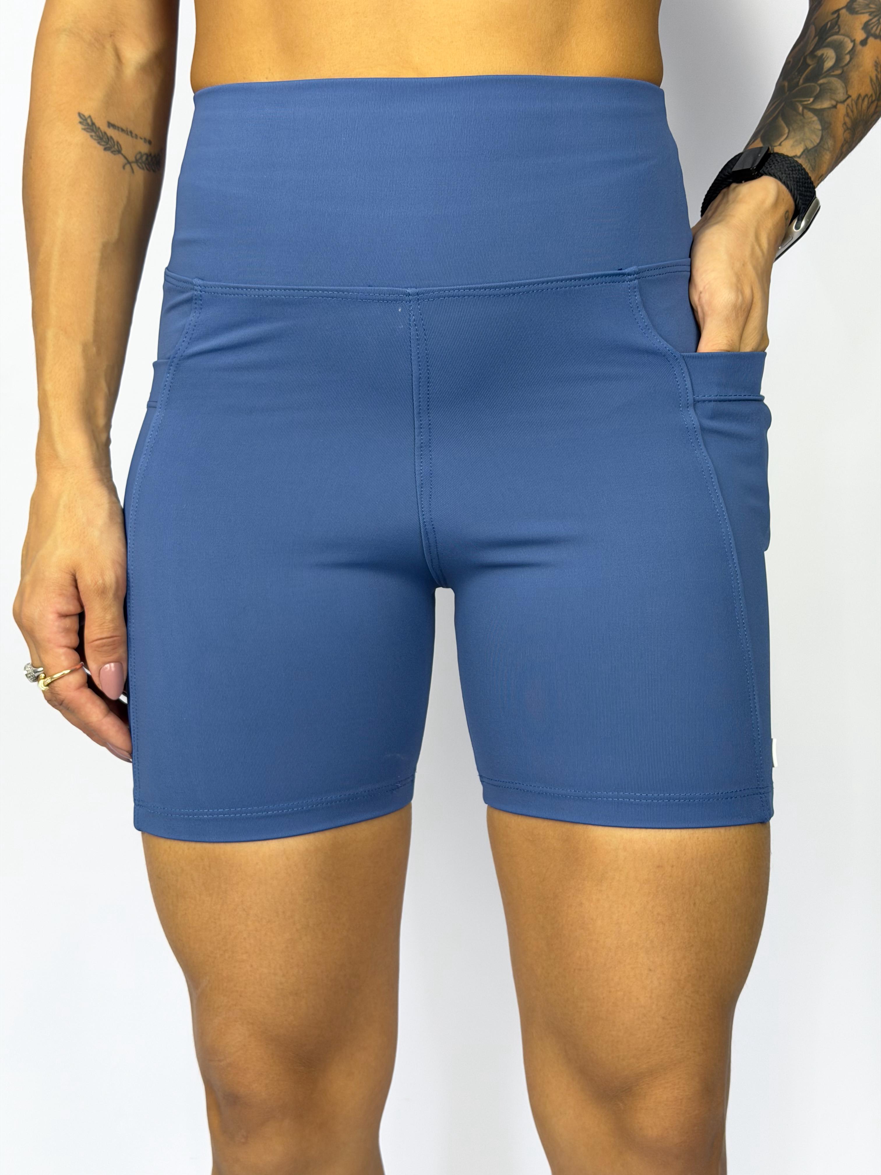 Shorts com Bolso Lateral Poliamida